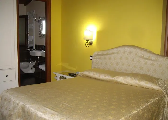 Il Borgo Degli Ulivi Farm stay *