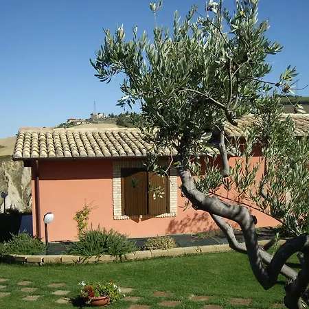 Κατάλυμα σε φάρμα Il Borgo Degli Ulivi *