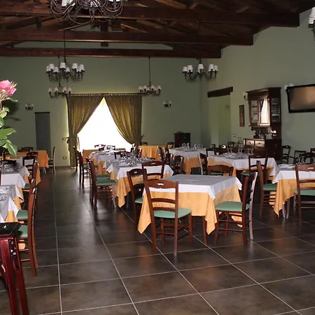 Il Borgo Degli Ulivi ロゼート・デッリ・アブルッツィ