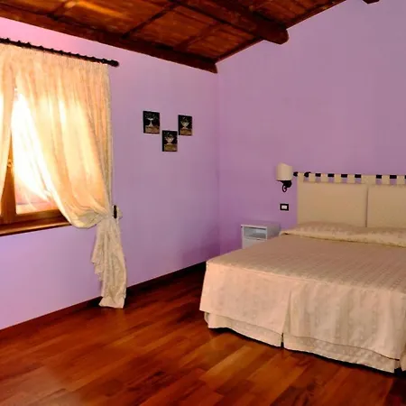 Il Borgo Degli Ulivi Κατάλυμα σε φάρμα *