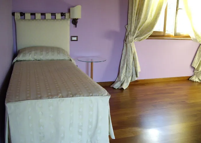 Alloggio per agriturismo Il Borgo Degli Ulivi *