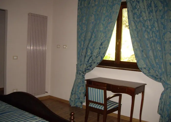 Il Borgo Degli Ulivi Alloggio per agriturismo *