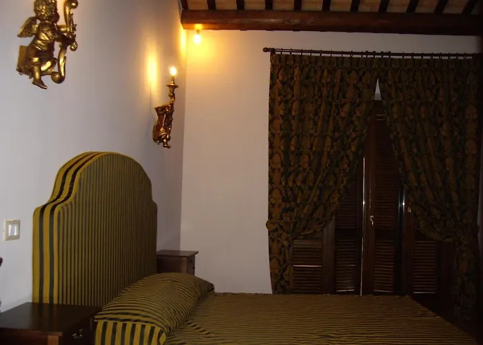 Alloggio per agriturismo Il Borgo Degli Ulivi *